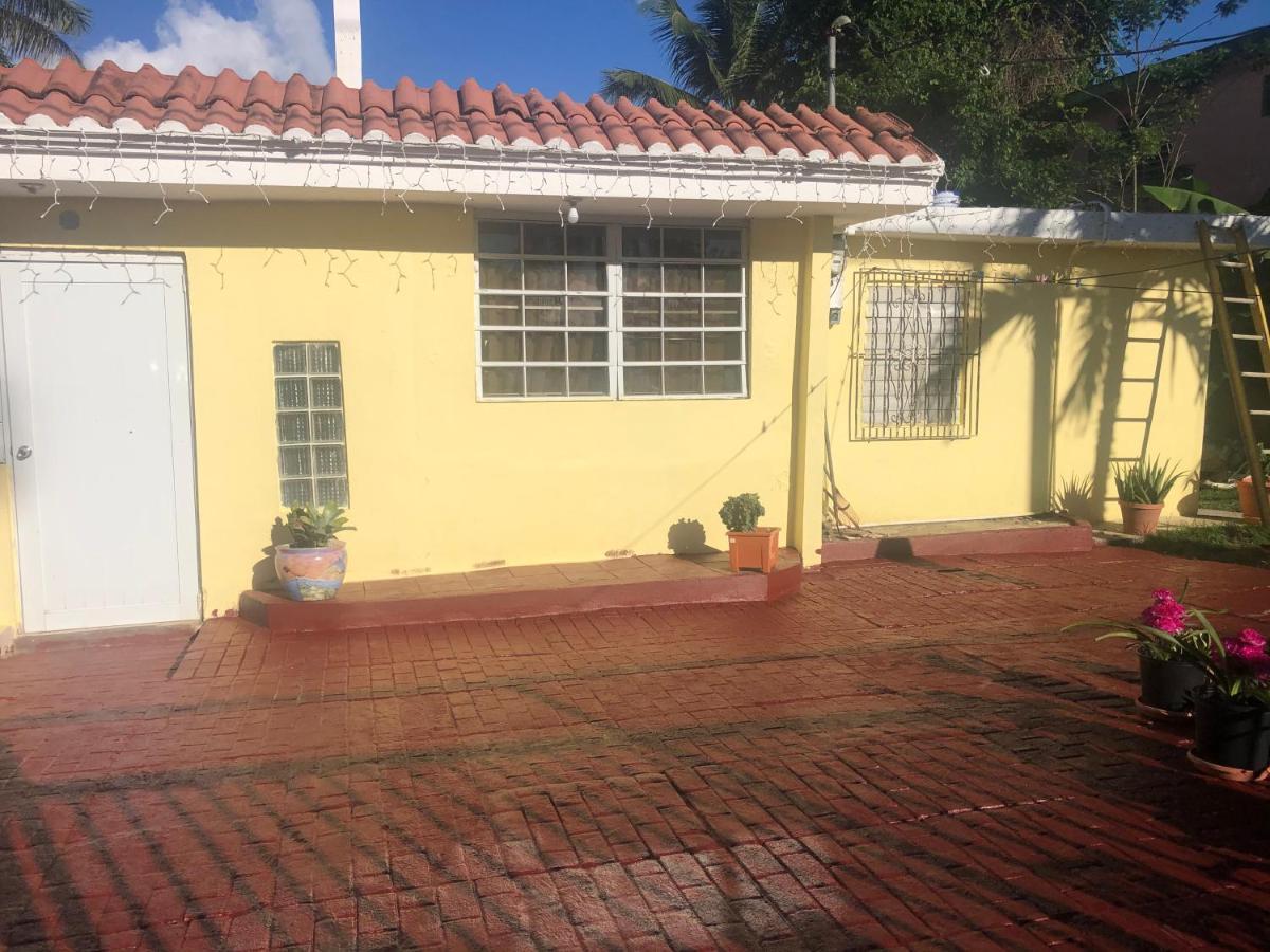 Gavidias Guest House San Lorenzo Exterior photo