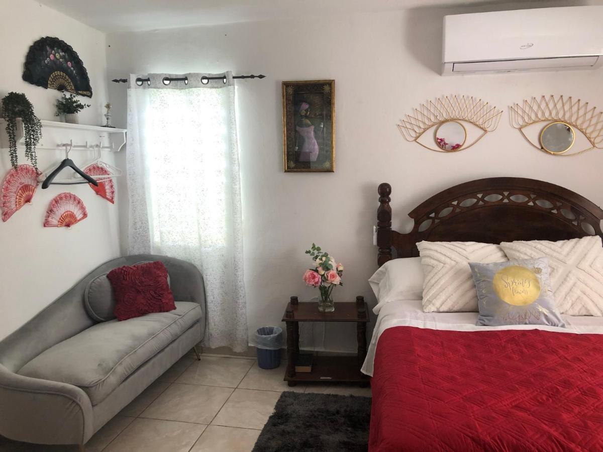 Gavidias Guest House San Lorenzo Exterior photo