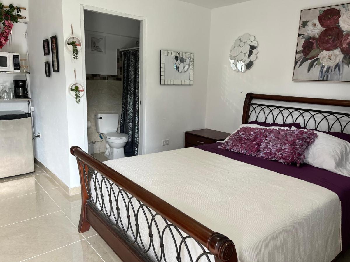 Gavidias Guest House San Lorenzo Exterior photo